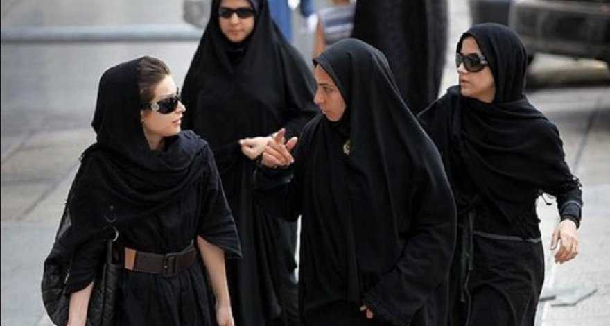 Как красиво завязывать платки на голову по-мусульмански женщинам