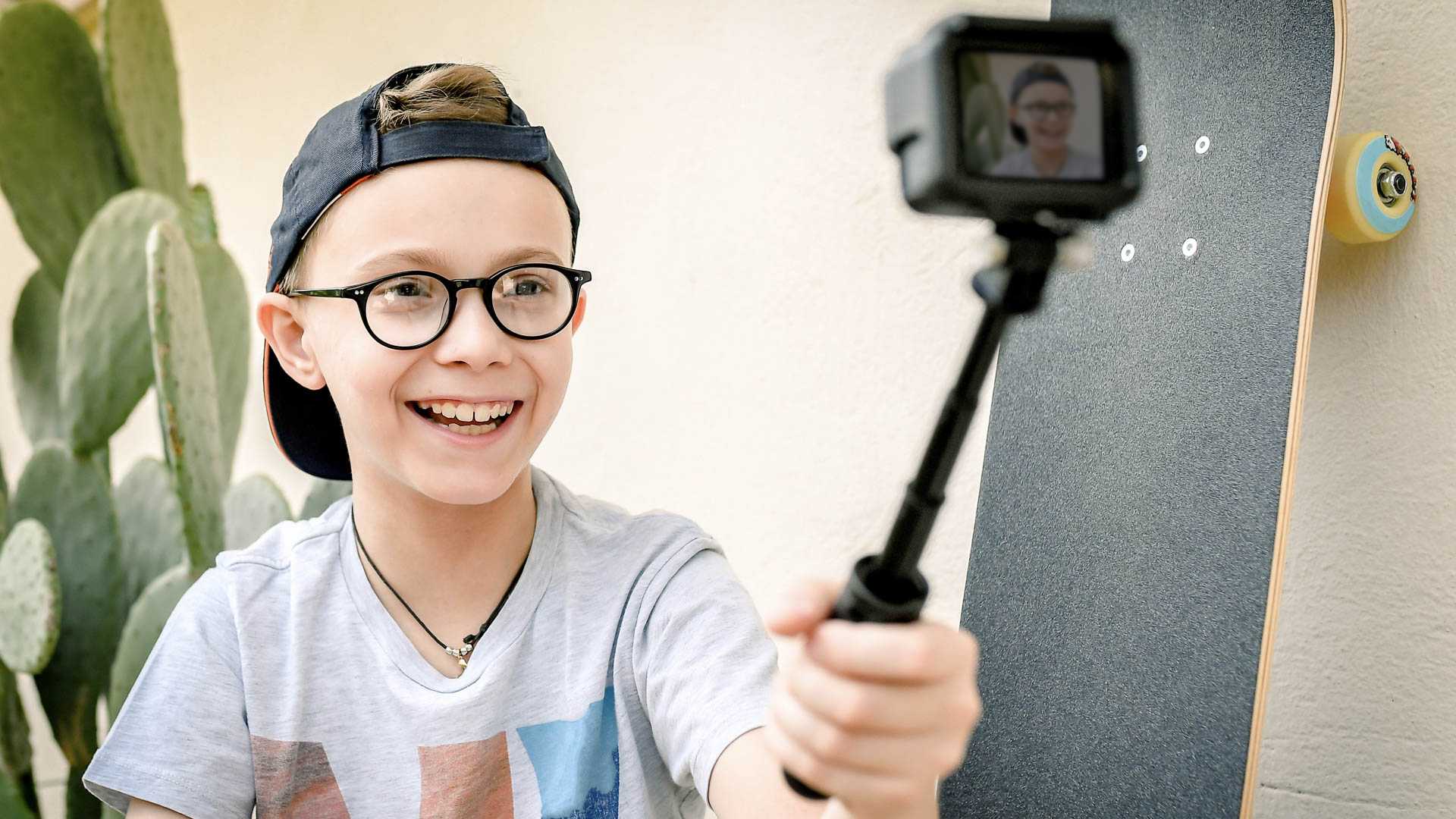 7 француженок из instagram, которые научат вас одеваться как утончённые парижанки