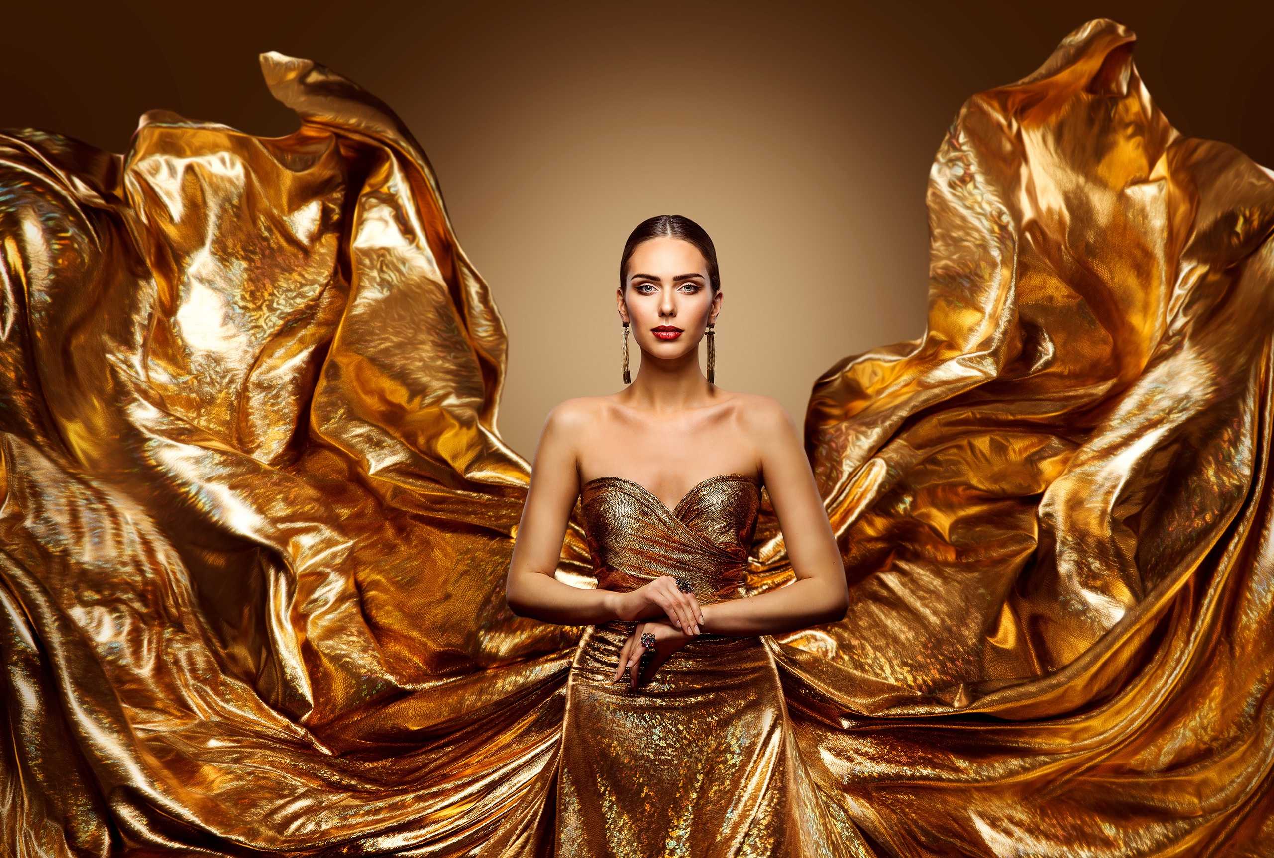 Золотое платье: 100 роскошных новинок, фасонов, сочетаний на фото